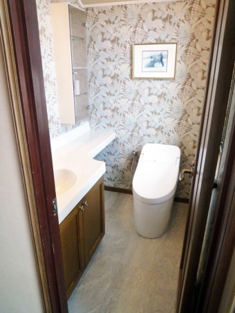 おうちの雰囲気に合ったエレガントなトイレに交換　3F　港区K様邸